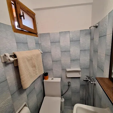 Guest house Oasis Complex *