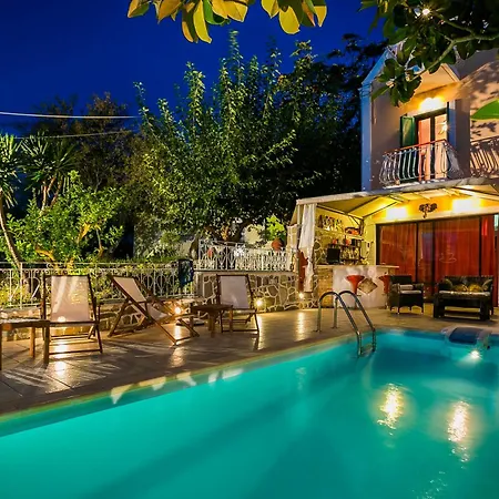 Oasis Complex Casa de hóspedes